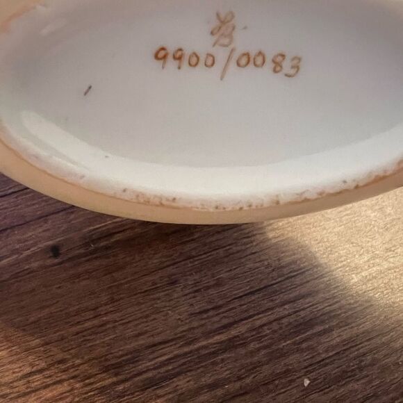 Ornate Pitcher - Picture 5 of 5